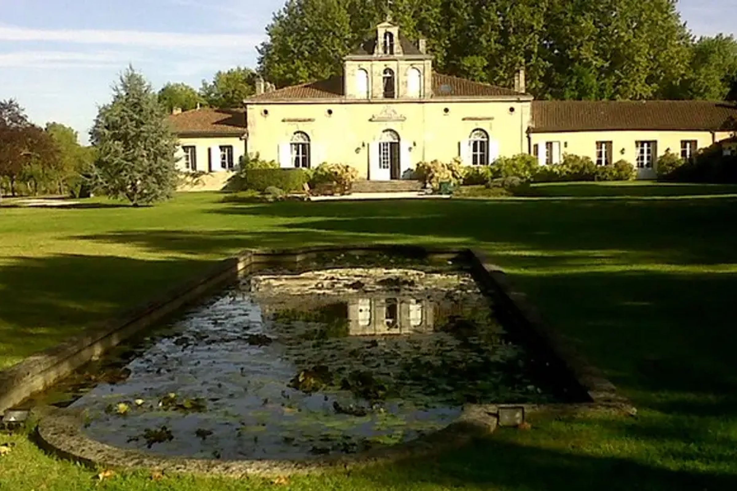 From Bordeaux: Full Day to Saint-Emilion and Medoc